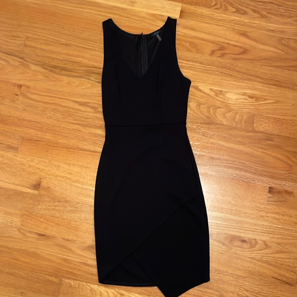 Soprano size XS black dress.